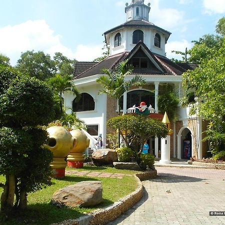 Zen Rooms Basic Nanai Phuket Patong Екстер'єр фото