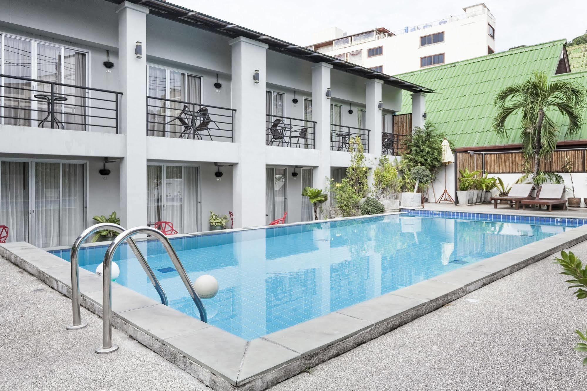 Zen Rooms Basic Nanai Phuket Patong Екстер'єр фото